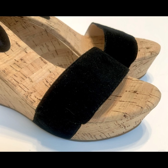 Pelle Moda - Black Cork Platform Wedges - Picture 5 of 8